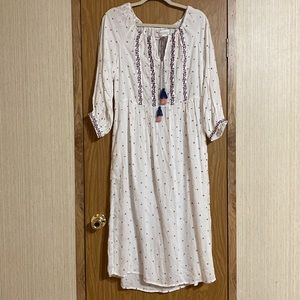 VELVET By Graham & Spencer Isilda Floral Embroidered‎ Dress Size S